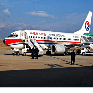 济南机场物流航空快运业稳步发展的原因是什么？